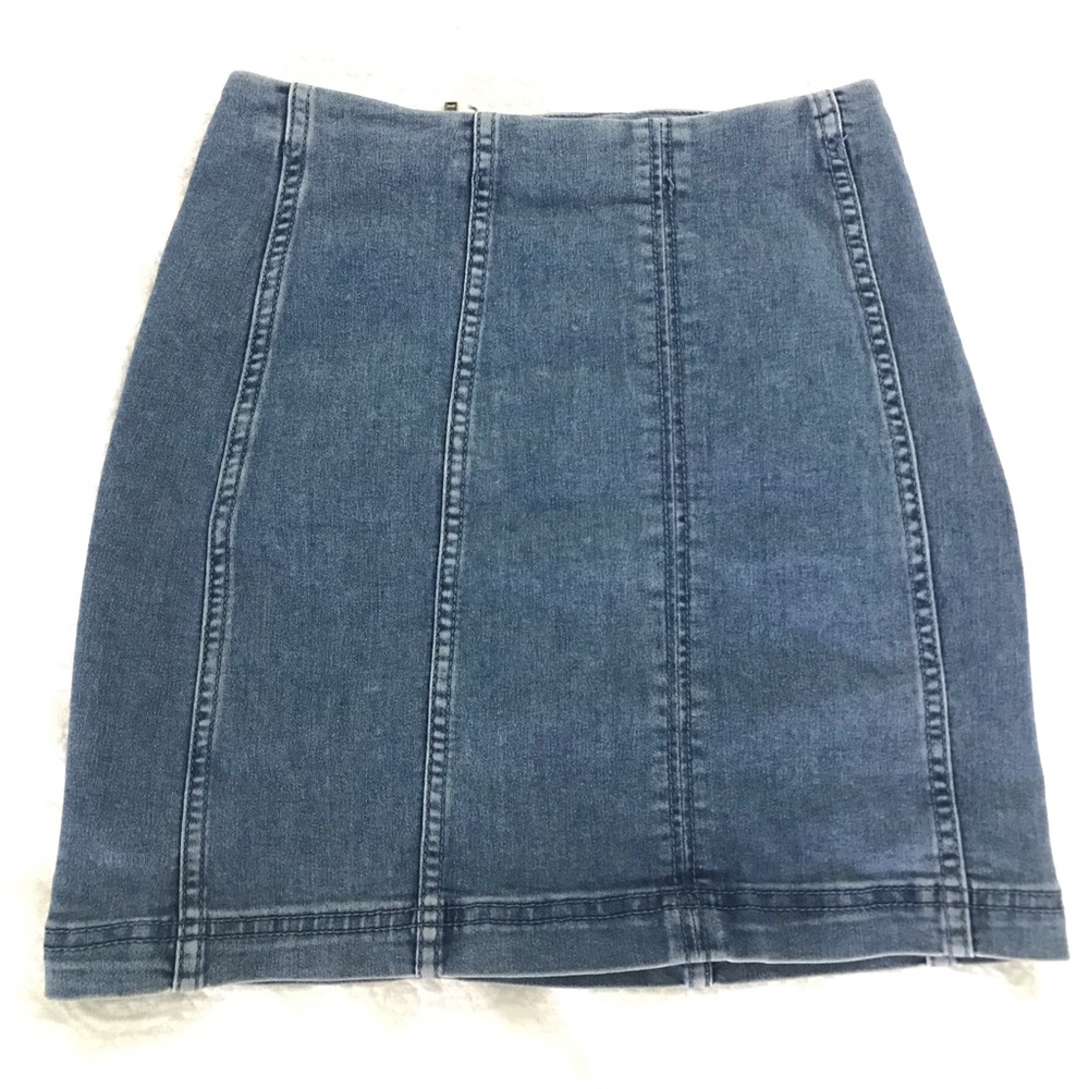 Free people jean skirt!